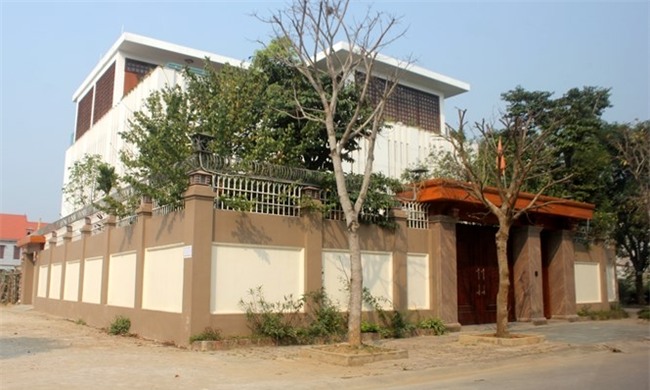 Căn biệt thự 3 mặt tiền tại khu đô thị Bình Minh, TP.Thanh Hóa của bà Trần Vũ Quỳnh Anh /// Ảnh: Thái Sơn