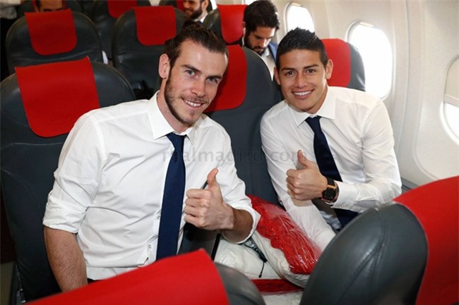 Ronaldo banh bao den Italy da luot ve vong 1/8 Champions League hinh anh 2