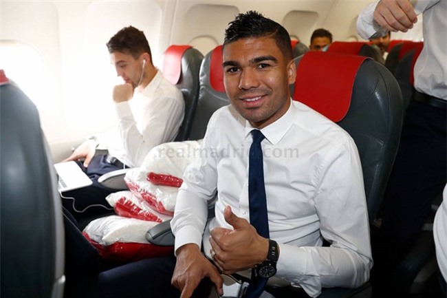 Ronaldo banh bao den Italy da luot ve vong 1/8 Champions League hinh anh 6