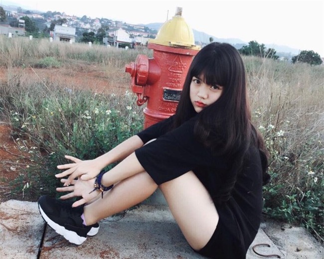 Nu sinh 17 tuoi noi tieng voi kha nang doc rap va tu sang tac hinh anh 2