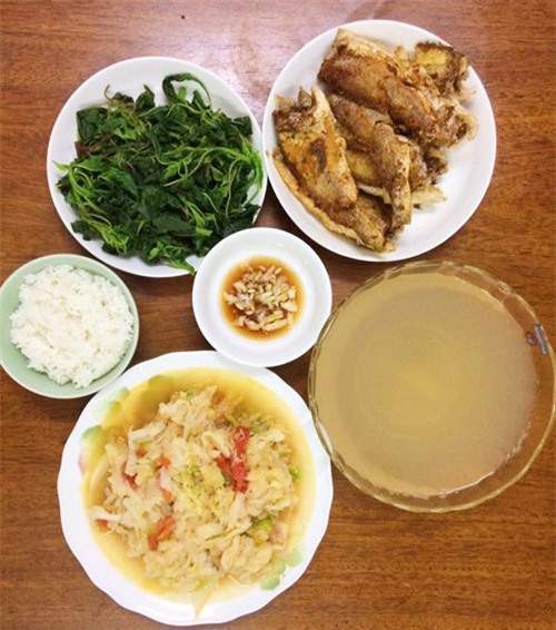 'soai ca' 6 tuoi vao bep nau com tang me 8-3 hut nghin like - 3