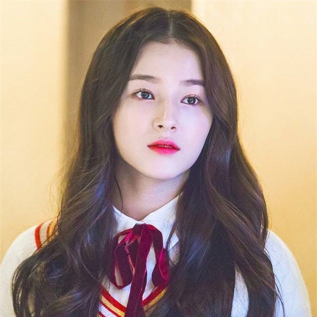 "hot girl pho di bo" co guong mat dep nhu hoa hau hinh anh 15