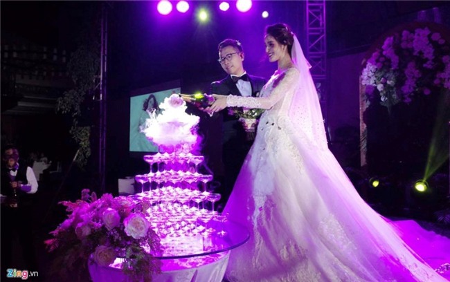 A hau Hoang Anh rang ro ben chu re hon 3 tuoi hinh anh 6