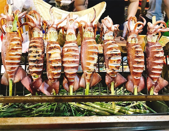 5 món ăn chơi từ mực thử một lần là nghiện ngay tắp lự ở Sài Gòn - Ảnh 3.