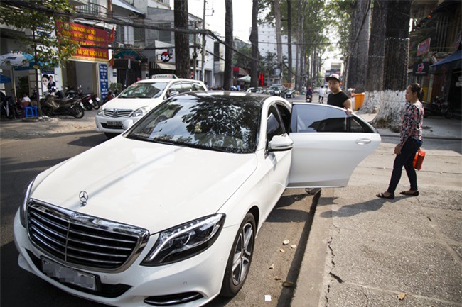 sao viet di dien: ke nho xe om, nguoi di sieu xe hinh anh 5