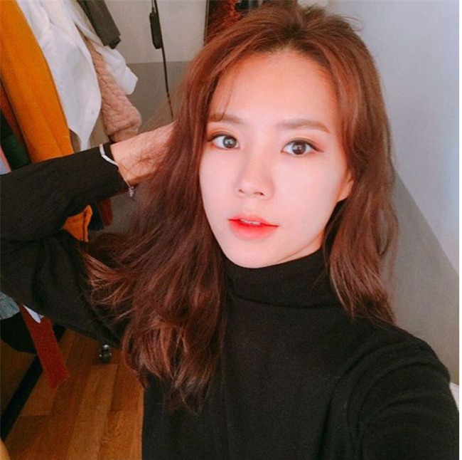 Ngại gì mà không điệu hơn một chút đến sở làm trong ngày 8/3 của riêng phái đẹp - Ảnh 7.