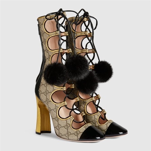 Hồ Ngọc Hà, Hà Hồ sưu tập giày dép,  bộ sưu tập giày dép củaHồ Ngọc Hà, giày dép của Hà Hồ