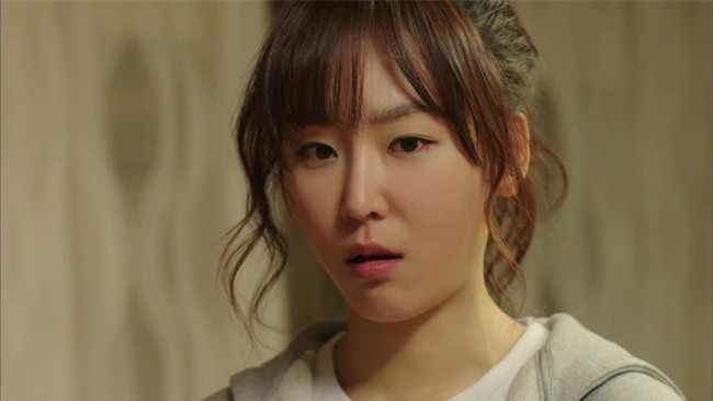 Tâm ý thực sự của mẹ chồng luôn miệng giục con dâu dành tiền  mua vàng để cất hộ - Ảnh 1.