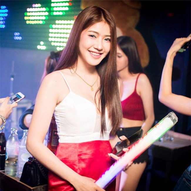 chan dung co gai thai bi ban trai danh vi khong chiu "trao than" - 4