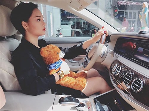 ban trai "thieu gia", nguoi tung tang o to cho miu le la ai? - 4