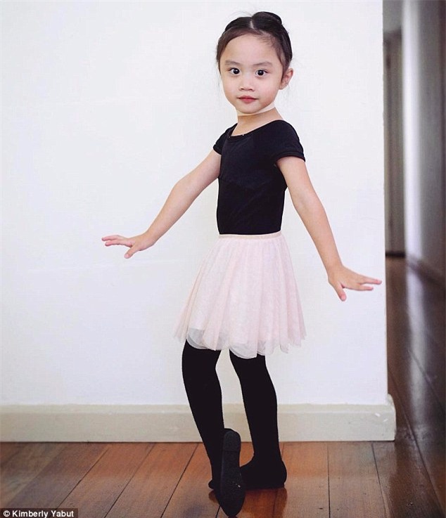 be gai moi 3 tuoi ma mix do dep den muc ai cung phai tam tac khen ngoi - 9