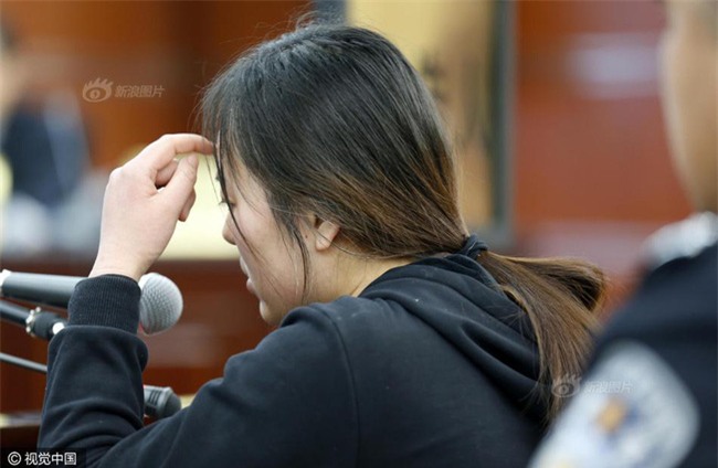 Nhờ bạn tốt tiêm chất làm căng da mặt, cô gái trẻ bị mù luôn mắt trái - Ảnh 3.