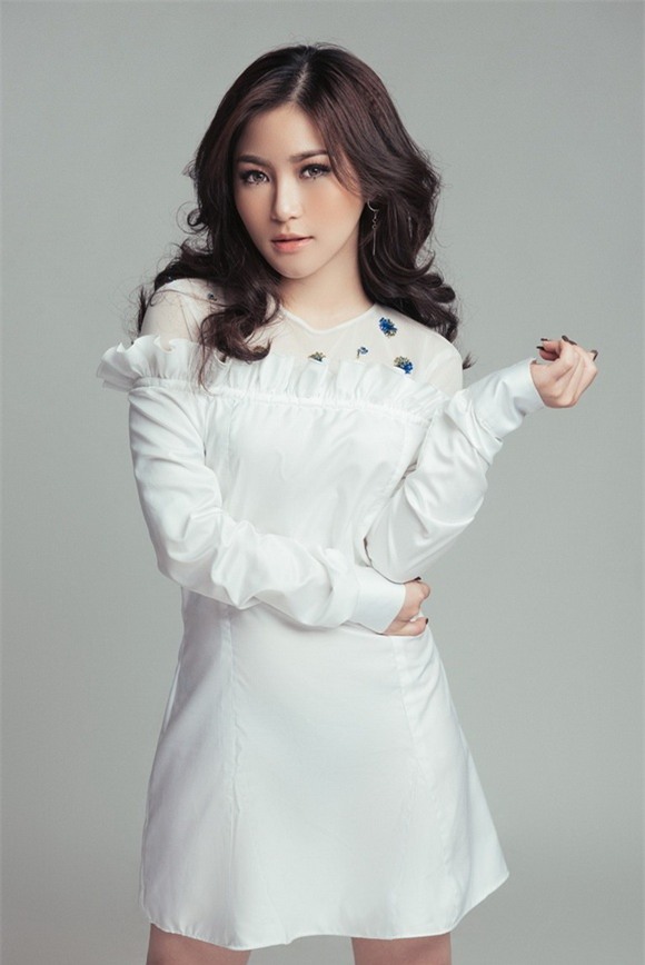 Ca sĩ hương tràm,hương tràm tươi trẻ,hương tràm quyến rũ