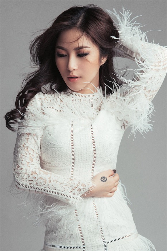 Ca sĩ hương tràm,hương tràm tươi trẻ,hương tràm quyến rũ