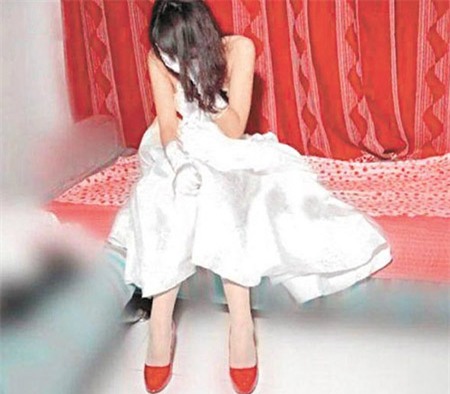 Image result for cô dâu khóc