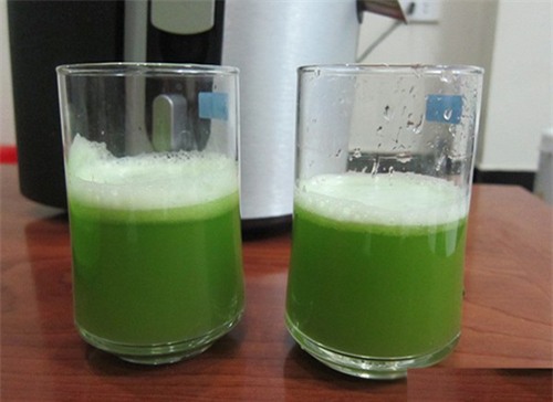 tang can tang ca vong eo, ngoc trinh da phai lam loai nuoc nay de uong moi ngay - 8