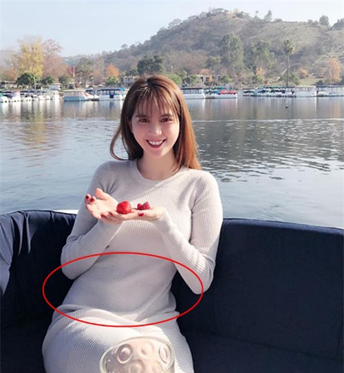 tang can tang ca vong eo, ngoc trinh da phai lam loai nuoc nay de uong moi ngay - 3