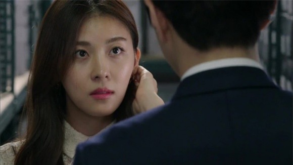 Con trai bao ve bo ngoai tinh va bai hoc danh thuc su ich ky cua nguoi lon