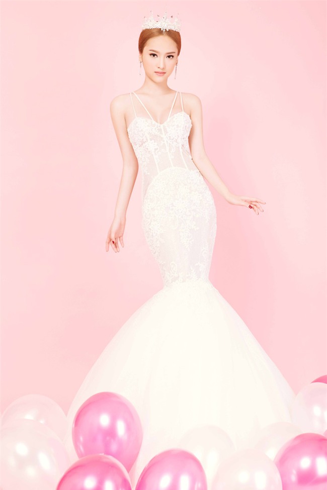 Thúy Vi tung ảnh gợi cảm, cạnh tranh với đối thủ trong cuộc chiến The Face - Ảnh 1.