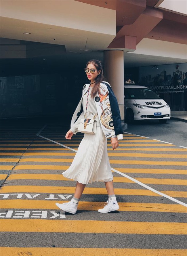 vua sam tui hieu moi, pham huong dung hang ngay voi ho ngoc ha - 2