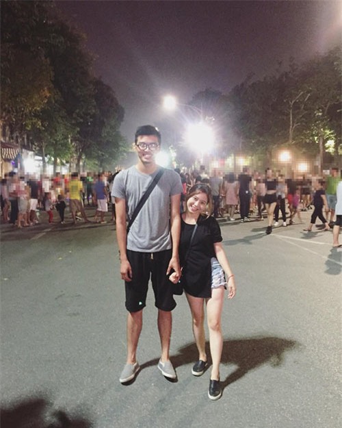 Những cặp đũa lệch sẽ giúp các nàng nấm lùn tự tin rằng kiểu gì cũng yêu được chàng vừa cao vừa soái - Ảnh 4.