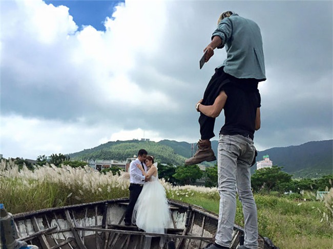 cuoi dau ruot voi hau truong bo anh cuoi ba dao co 1 khong 2 - 17