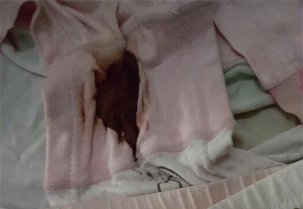 bé gái 7 tuổi, xâm hại tình dục, tố cáo