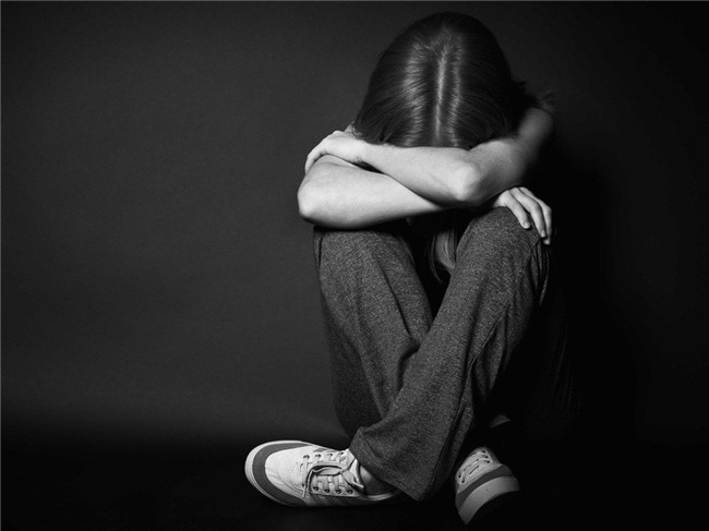 trẻ em, xâm hại tình dục, bác sĩ, chuyên gia, ấu dâm