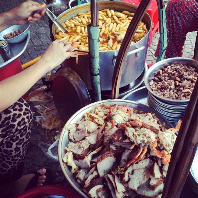 8 quán ăn nhìn tuềnh toàng nhưng ai thử một lần cũng gật gù đáng đồng tiền bát gạo - Ảnh 19.