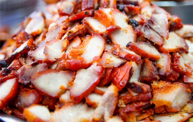 8 quán ăn nhìn tuềnh toàng nhưng ai thử một lần cũng gật gù đáng đồng tiền bát gạo - Ảnh 2.