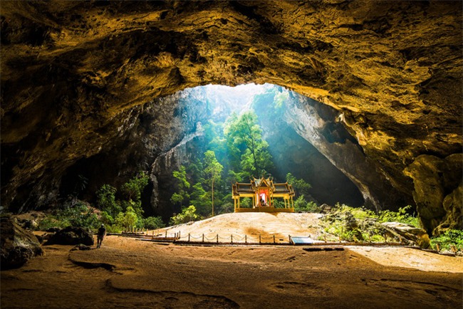 16 hang động sở hữu vẻ đẹp hùng vĩ và lộng lẫy đến khó tin của thế giới - Ảnh 5.