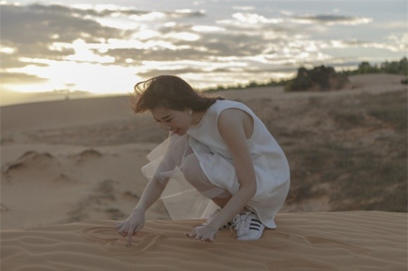 Hari Won, ca sĩ Hari Won, sao Việt