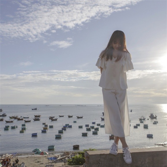 Hari Won, ca sĩ Hari Won, sao Việt