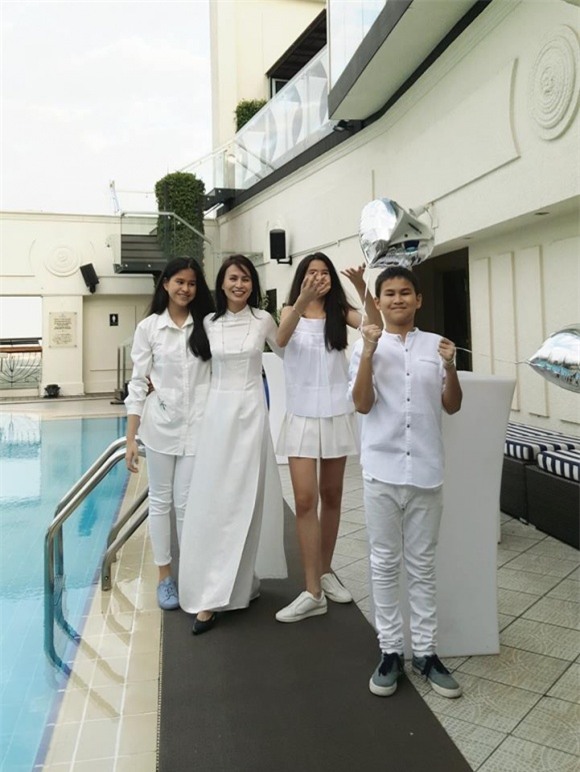 sao việt, huy khánh, vợ cũ huy khánh, xâm phạm trẻ em, ấu dâm, dạy con tránh bị xâm hại