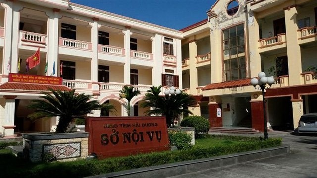 Giám đốc Sở Nội vụ Hải Dương, Sở Nội vụ Hải Dương, con ông cháu cha, cả họ làm quan