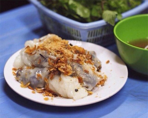 6 quán bánh cuốn ngon “nức nở” để quên đi thời tiết Hà Nội ẩm ương - Ảnh 6.