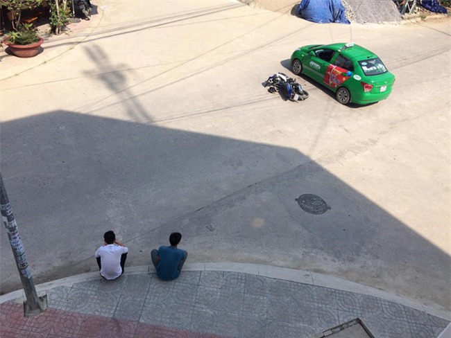 Sau va chạm, hành động của 2 tài xế khiến nhiều người mỉm cười - Ảnh 2.