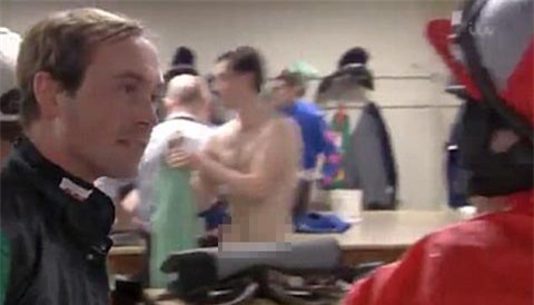 kỵ sĩ, khỏa thân, truyền hình