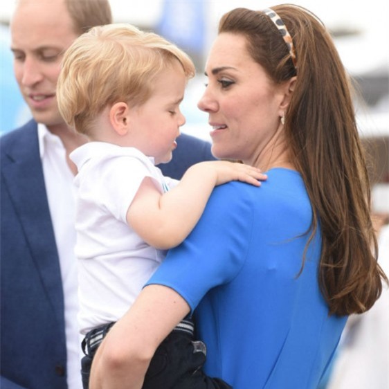 Bận trăm công nghìn việc nhưng cách dạy con của Kate Middleton vẫn khiến triệu người ngả mũ - Ảnh 2.