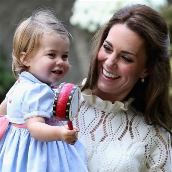 Bận trăm công nghìn việc nhưng cách dạy con của Kate Middleton vẫn khiến triệu người ngả mũ - Ảnh 6.
