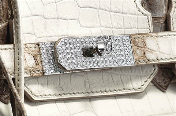 su that ve chiec tui khien ngoc trinh, do manh cuong khau chien rat mat - 8