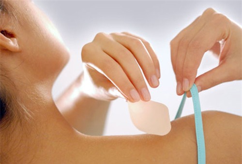 vi sao mieng dan tranh thai lai gay mau von cuc va benh tim mach? - 1