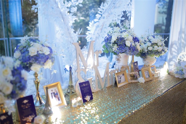 Cập nhật: Mai Quốc Việt và bà xã cùng tuổi liên tục hôn nhau ngọt ngào trong lễ cưới - Ảnh 4.