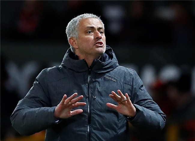 Mata lap cong dua MU vao tu ket Europa League hinh anh 12