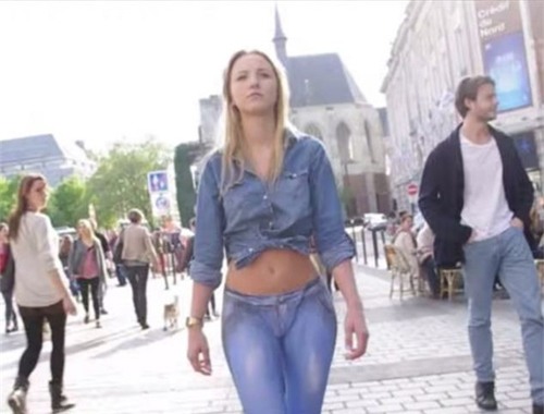 khoa than dao pho nhung co gai nay van "danh lua" duoc tat ca moi nguoi - 9