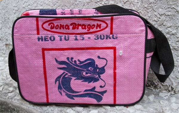 Túi cám con cò, thời trang tái chế, thời trang nhật bản,