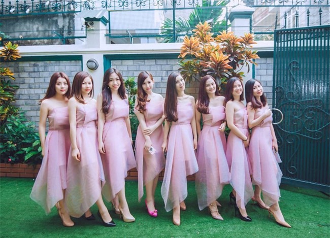 Điểm lại những lễ đính hôn kiểu mới siêu bá đạo từ đội bê tráp U50 đến phong cách Lạc trôi xưa nay hiếm - Ảnh 13.