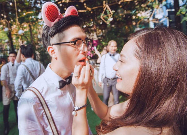 Điểm lại những lễ đính hôn kiểu mới siêu bá đạo từ đội bê tráp U50 đến phong cách Lạc trôi xưa nay hiếm - Ảnh 15.