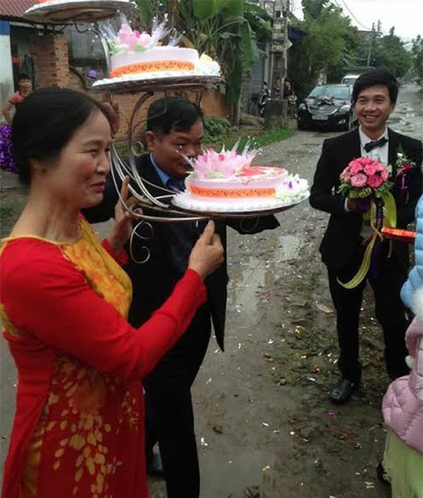 Điểm lại những lễ đính hôn kiểu mới siêu bá đạo từ đội bê tráp U50 đến phong cách Lạc trôi xưa nay hiếm - Ảnh 5.