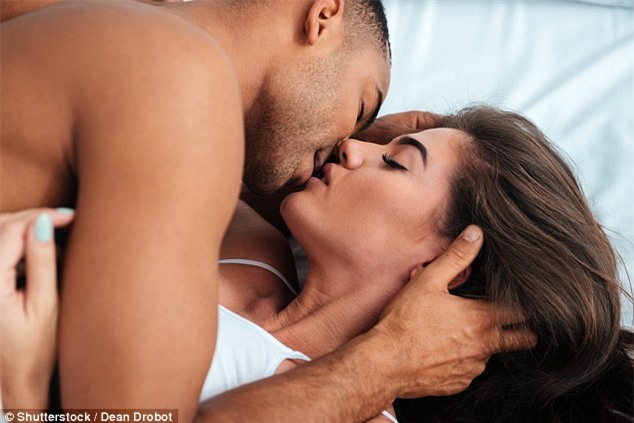 Cuối cùng, các nhà khoa học đã tìm ra chính xác giờ vàng cho chuyện ấy! - Ảnh 1.